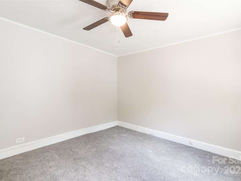 606 19th Avenue, Gastonia, NC 28052.  MLS# CAR4246216, YatesRealty ID 6884. 