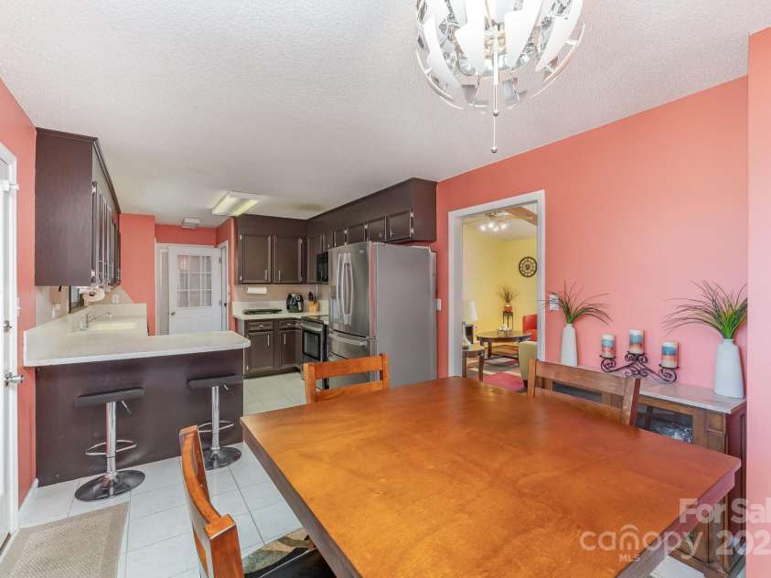 706 Skinner Road, Shelby, NC 28152.  MLS# CAR4224757, YatesRealty ID 6885. 