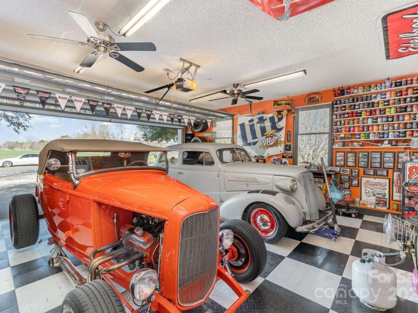 706 Skinner Road, Shelby, NC 28152.  MLS# CAR4224757, YatesRealty ID 6885. 