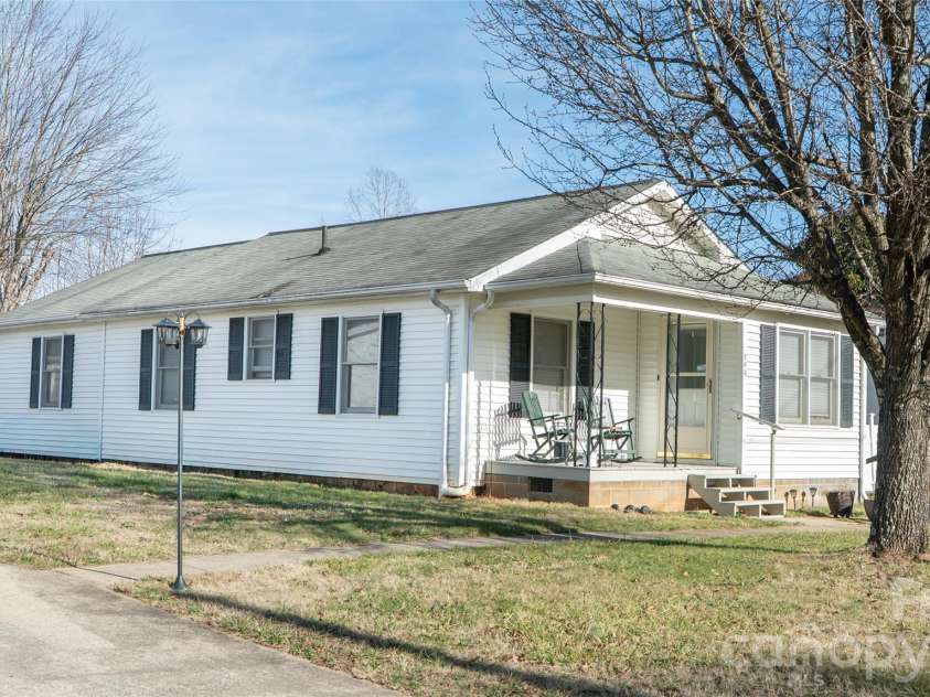 203 Cohen Street, Morganton, NC 28655.  MLS# CAR4336624, YatesRealty ID 6887. Side View