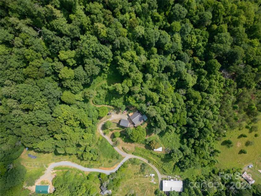 556 Blue Hill Road, Marshall, NC 28753.  MLS# CAR4154163, YatesRealty ID 6887. 