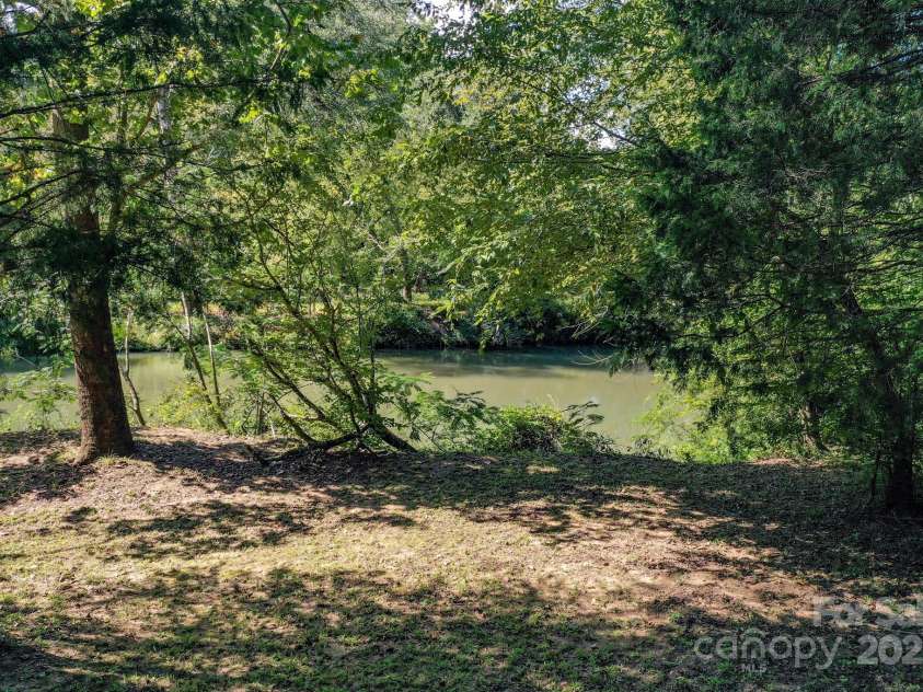 200 River Landing, Rutherfordton, NC 28139.  MLS# CAR4302129, YatesRealty ID 6889. 