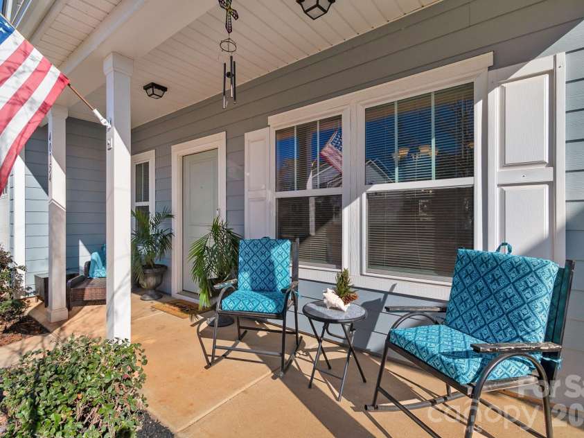 40154 Crooked Stick Drive, Lancaster, SC 29720.  MLS# CAR4335136, YatesRealty ID 6889. Covered Front Porch