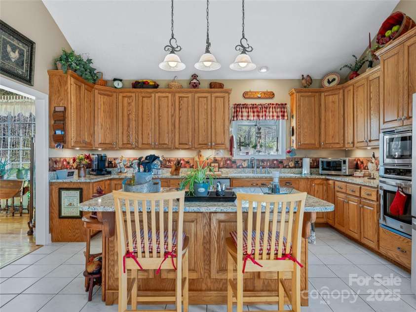 288 Hawks Point Drive, Zirconia, NC 28790.  MLS# CAR4239800, YatesRealty ID 689. 