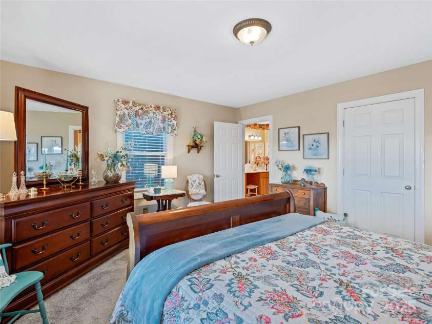 288 Hawks Point Drive, Zirconia, NC 28790.  MLS# CAR4239800, YatesRealty ID 689. 