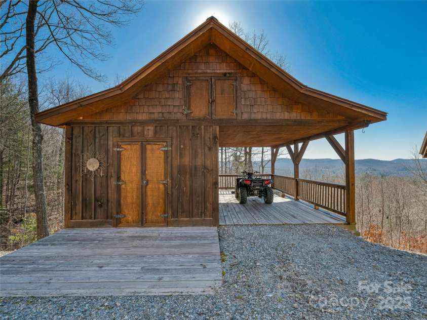 288 Hawks Point Drive, Zirconia, NC 28790.  MLS# CAR4239800, YatesRealty ID 689. 