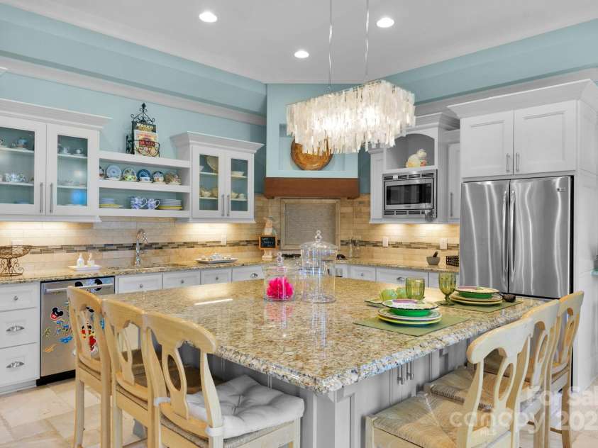 3255 Lake Pointe Drive, Belmont, NC 28012.  MLS# CAR4211520, YatesRealty ID 689. 2nd Kitchen in basement