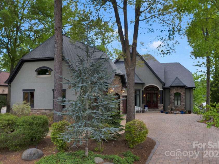 3255 Lake Pointe Drive, Belmont, NC 28012.  MLS# CAR4211520, YatesRealty ID 689. 