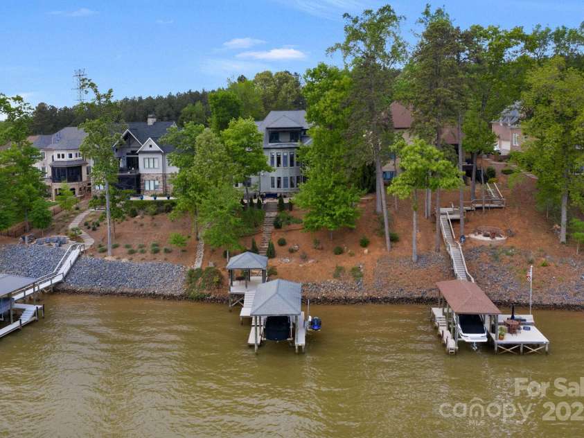 3255 Lake Pointe Drive, Belmont, NC 28012.  MLS# CAR4211520, YatesRealty ID 689. 