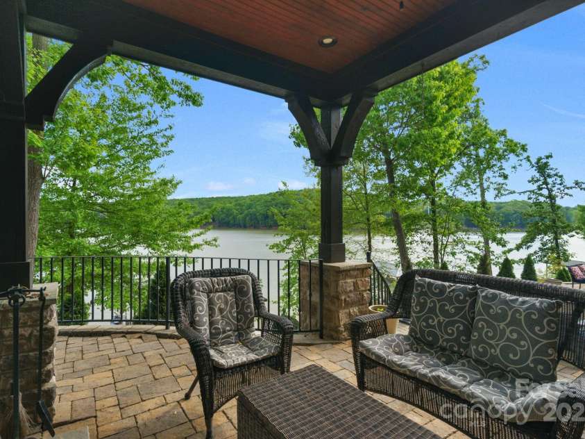 3255 Lake Pointe Drive, Belmont, NC 28012.  MLS# CAR4211520, YatesRealty ID 689. 