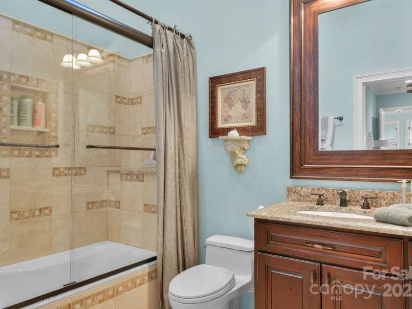 3255 Lake Pointe Drive, Belmont, NC 28012.  MLS# CAR4211520, YatesRealty ID 689. 