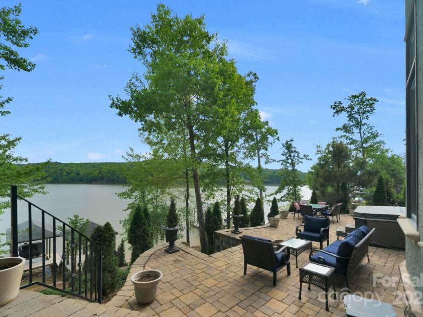 3255 Lake Pointe Drive, Belmont, NC 28012.  MLS# CAR4211520, YatesRealty ID 689. Big water views