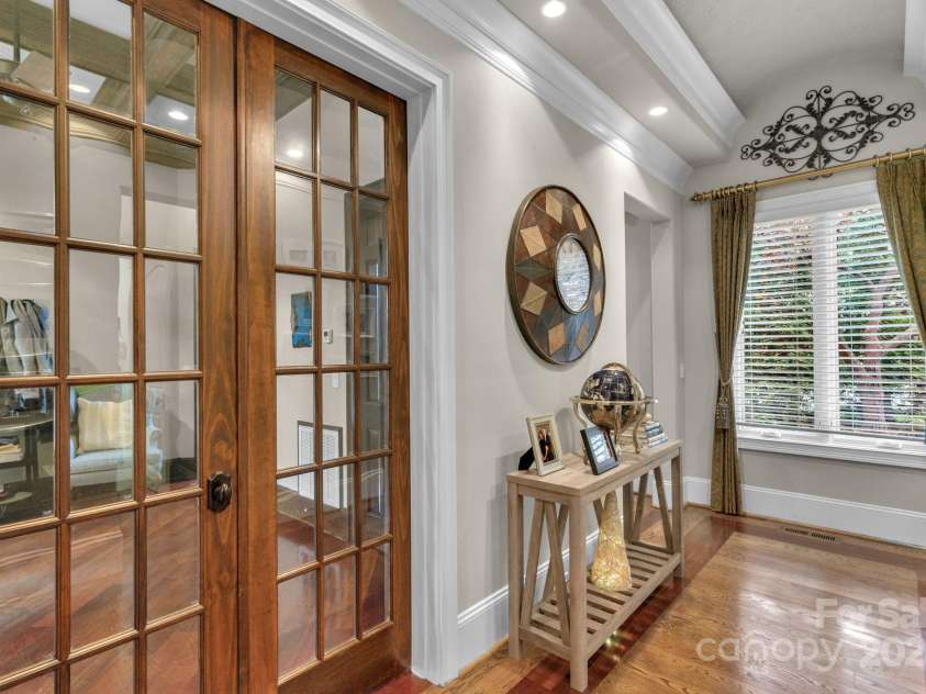 3255 Lake Pointe Drive, Belmont, NC 28012.  MLS# CAR4211520, YatesRealty ID 689. Private office on main with separate entrance