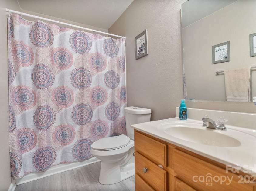 3247 Bamburgh Court, Charlotte, NC 28216.  MLS# CAR4224522, YatesRealty ID 6890. 