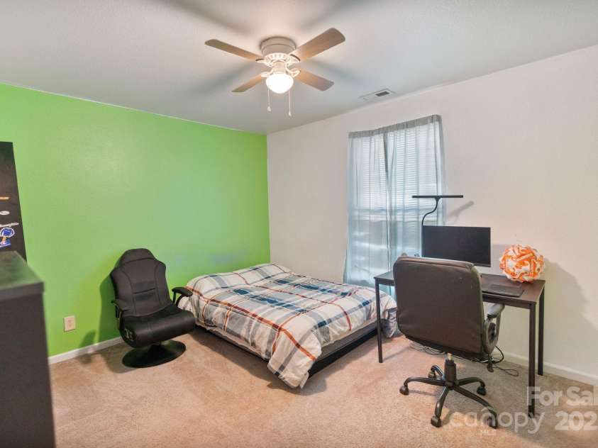 3247 Bamburgh Court, Charlotte, NC 28216.  MLS# CAR4224522, YatesRealty ID 6890. 