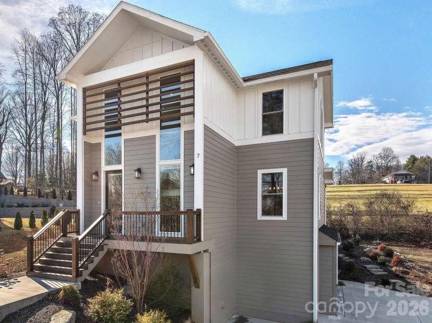 7 Copper Mill Court, Candler, NC 28715.  MLS# CAR4340752, YatesRealty ID 6890. 