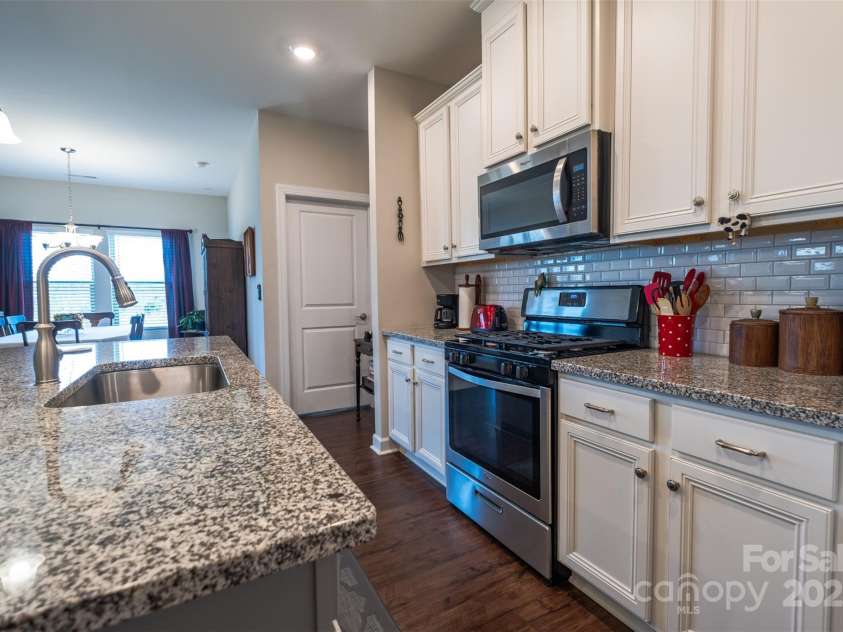 3624 County Down Avenue, Kannapolis, NC 28081.  MLS# CAR4223335, YatesRealty ID 6893. 