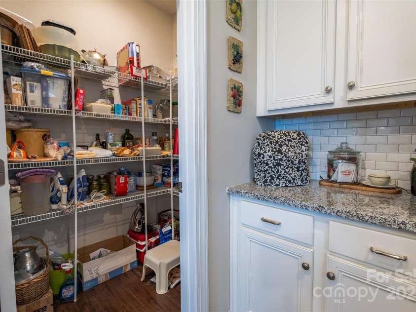 3624 County Down Avenue, Kannapolis, NC 28081.  MLS# CAR4223335, YatesRealty ID 6893. 