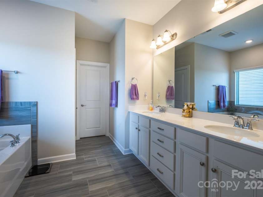 3624 County Down Avenue, Kannapolis, NC 28081.  MLS# CAR4223335, YatesRealty ID 6893. 