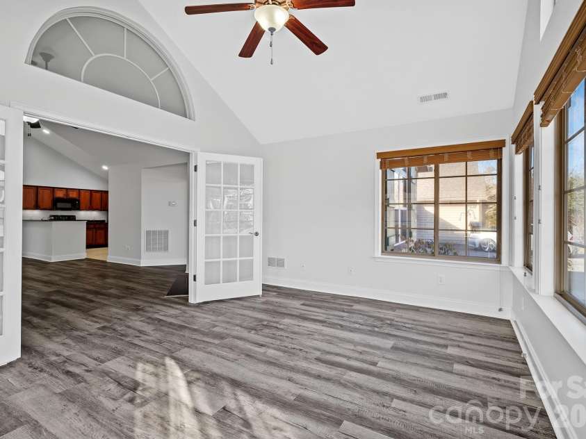 6 Mountain Meadow Circle, Weaverville, NC 28787.  MLS# CAR4340250, YatesRealty ID 6893. 