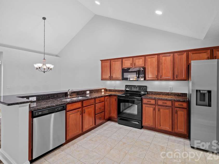 6 Mountain Meadow Circle, Weaverville, NC 28787.  MLS# CAR4340250, YatesRealty ID 6893. 