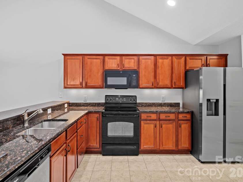 6 Mountain Meadow Circle, Weaverville, NC 28787.  MLS# CAR4340250, YatesRealty ID 6893. 