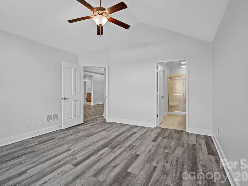 6 Mountain Meadow Circle, Weaverville, NC 28787.  MLS# CAR4340250, YatesRealty ID 6893. 
