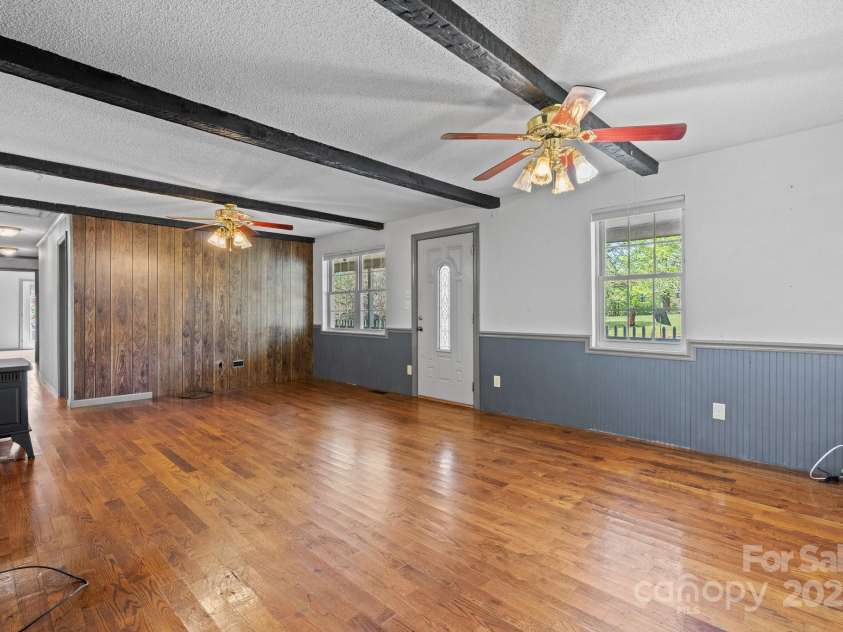 4067 Old Buff Road, Hickory, NC 28602.  MLS# CAR4245179, YatesRealty ID 6894. 