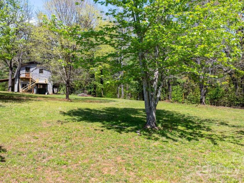 4067 Old Buff Road, Hickory, NC 28602.  MLS# CAR4245179, YatesRealty ID 6894. 