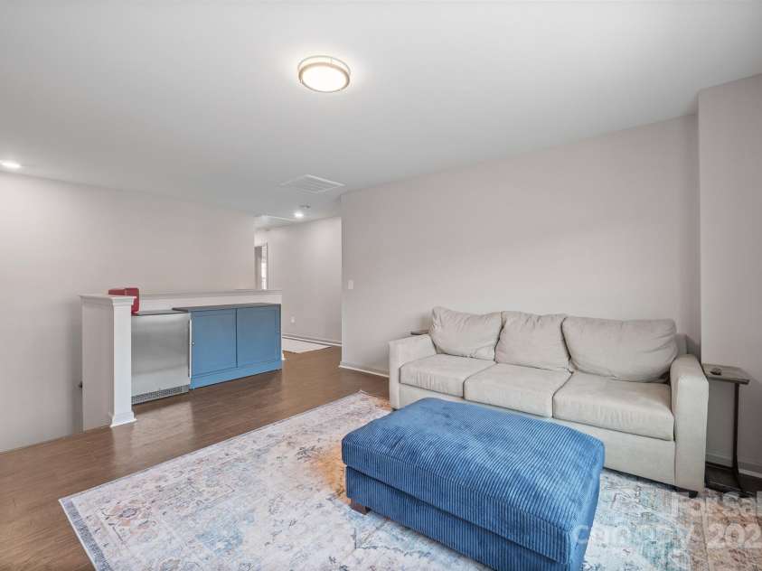 15127 Oleander Drive, Charlotte, NC 28278.  MLS# CAR4332259, YatesRealty ID 6895. 