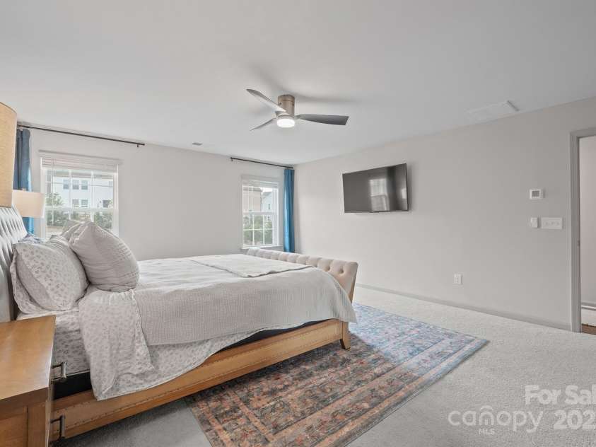 15127 Oleander Drive, Charlotte, NC 28278.  MLS# CAR4332259, YatesRealty ID 6895. 