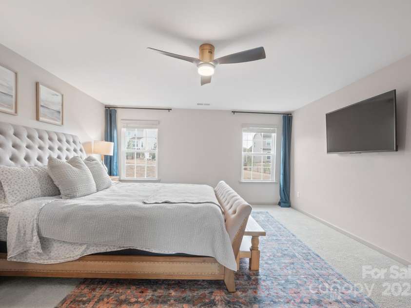 15127 Oleander Drive, Charlotte, NC 28278.  MLS# CAR4332259, YatesRealty ID 6895. 