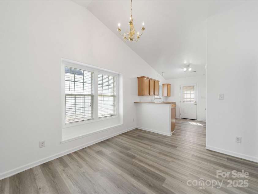 10441 Hugue Way, Charlotte, NC 28214.  MLS# CAR4242674, YatesRealty ID 6896. 