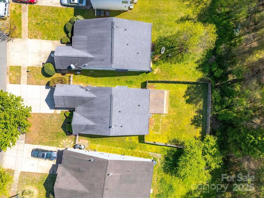 10441 Hugue Way, Charlotte, NC 28214.  MLS# CAR4242674, YatesRealty ID 6896. 