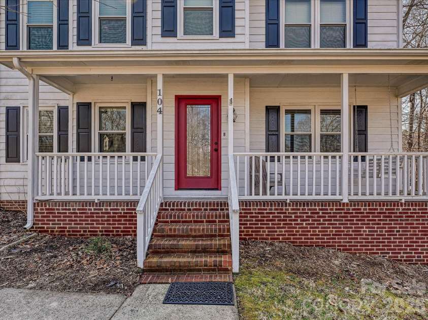 104 Deertrack Drive, Mount Holly, NC 28120.  MLS# CAR4354713, YatesRealty ID 6897. 