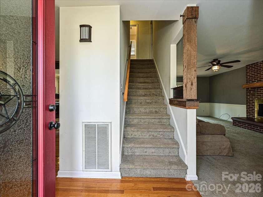 104 Deertrack Drive, Mount Holly, NC 28120.  MLS# CAR4354713, YatesRealty ID 6897. 