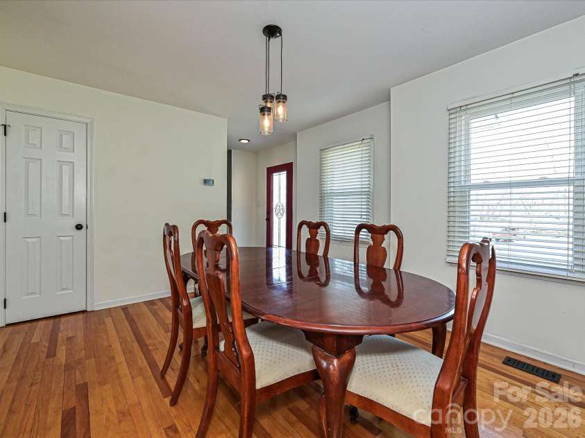 104 Deertrack Drive, Mount Holly, NC 28120.  MLS# CAR4354713, YatesRealty ID 6897. 