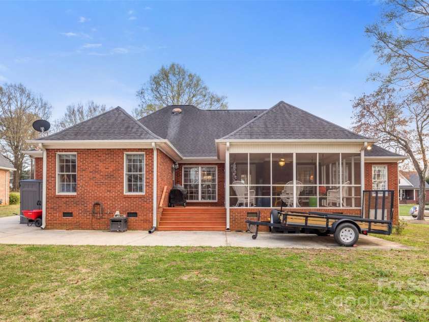 801 Toncin Avenue, Bessemer City, NC 28016.  MLS# CAR4237256, YatesRealty ID 6897. Back view