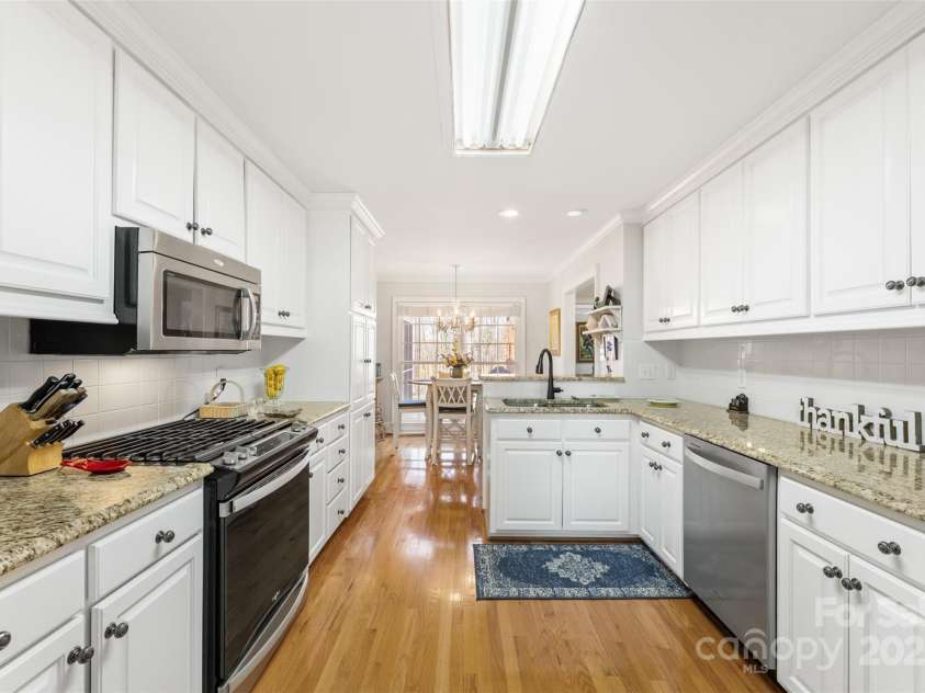 801 Toncin Avenue, Bessemer City, NC 28016.  MLS# CAR4237256, YatesRealty ID 6897. Kitchen