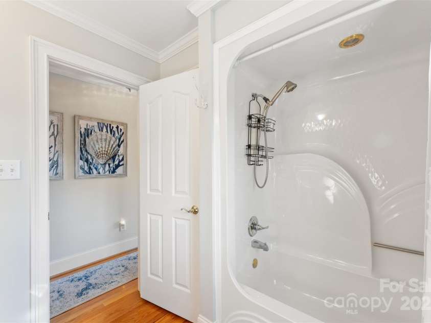 801 Toncin Avenue, Bessemer City, NC 28016.  MLS# CAR4237256, YatesRealty ID 6897. Tub/shower combo