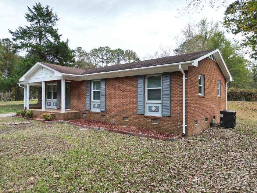 192 ALLEN POND Road, Wadesboro, NC 28170.  MLS# CAR4197700, YatesRealty ID 6898. 