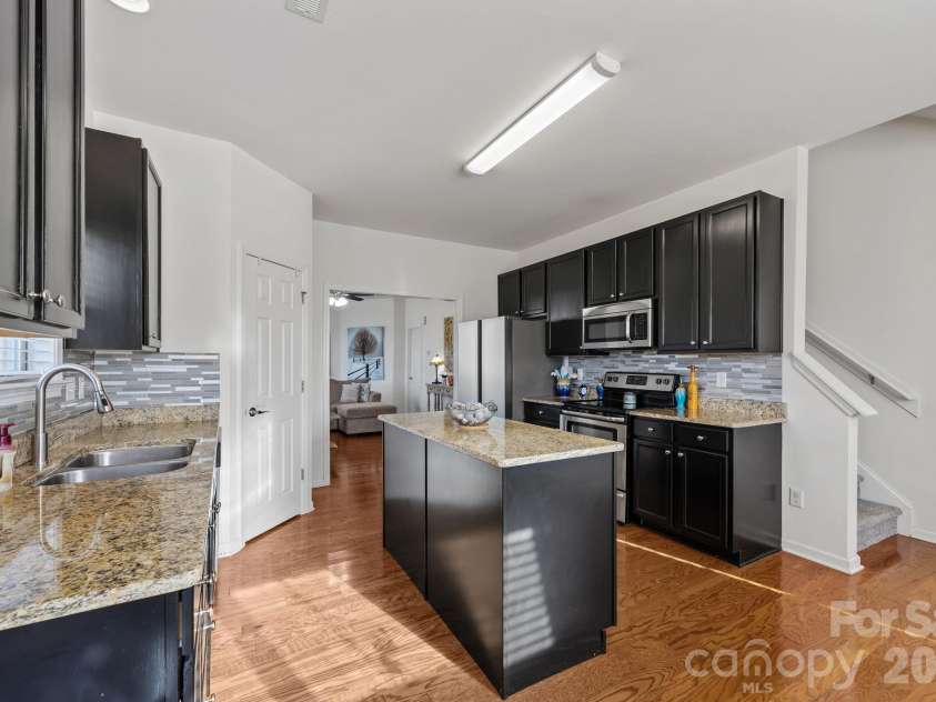 28 Mallard Run Drive, Arden, NC 28704.  MLS# CAR4355735, YatesRealty ID 6898. 