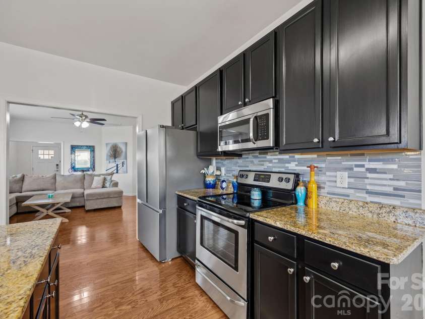 28 Mallard Run Drive, Arden, NC 28704.  MLS# CAR4355735, YatesRealty ID 6898. 