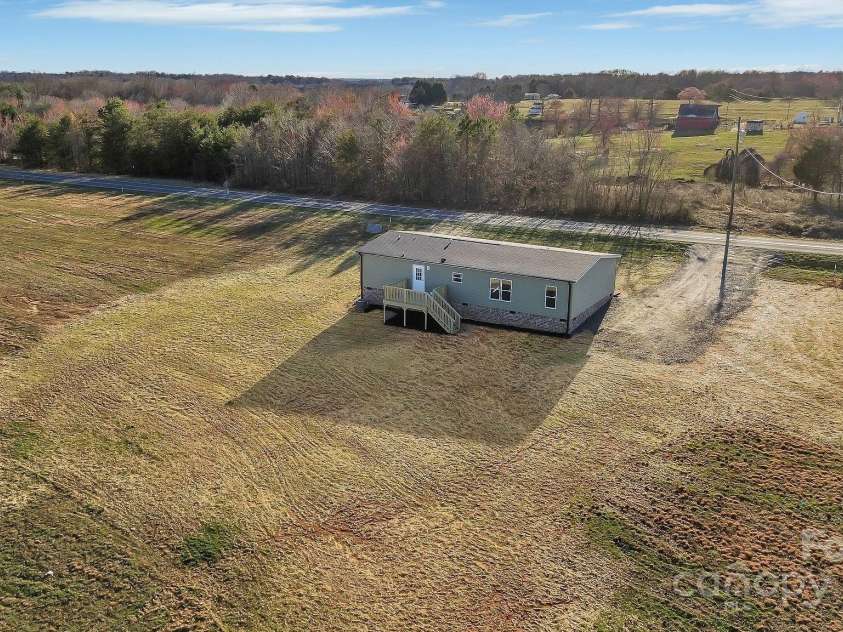 525 Mt. Wesley Church Road, Hiddenite, NC 28636.  MLS# CAR4242072, YatesRealty ID 6899. 