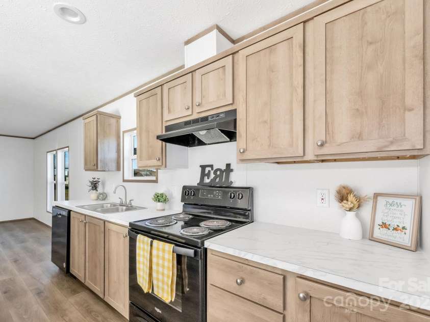 525 Mt. Wesley Church Road, Hiddenite, NC 28636.  MLS# CAR4242072, YatesRealty ID 6899. 