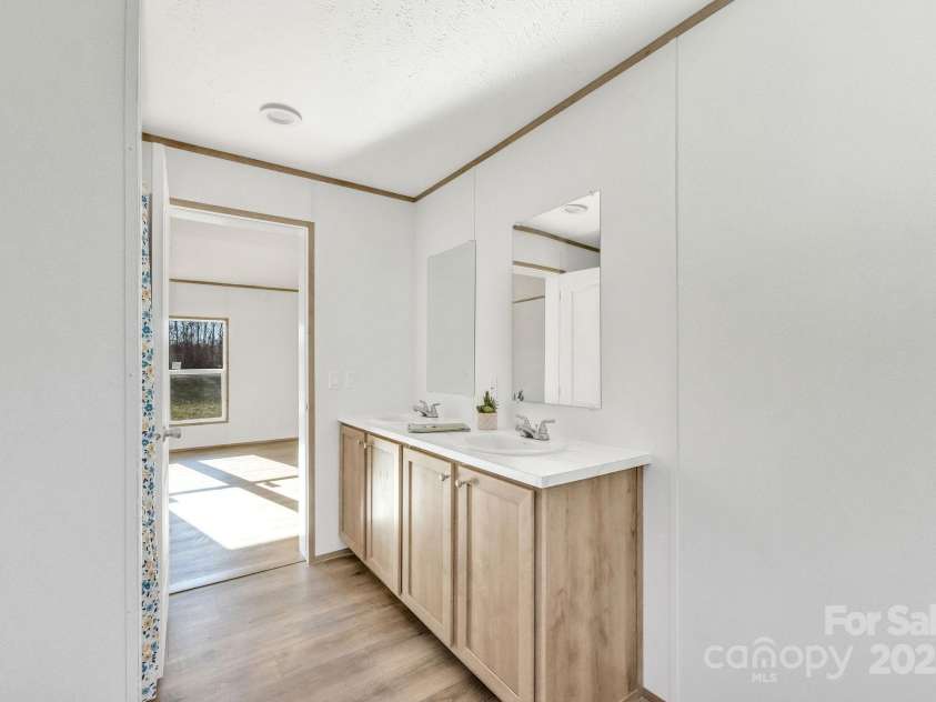 525 Mt. Wesley Church Road, Hiddenite, NC 28636.  MLS# CAR4242072, YatesRealty ID 6899. 