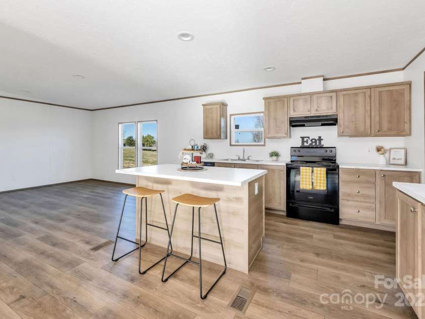 525 Mt. Wesley Church Road, Hiddenite, NC 28636.  MLS# CAR4242072, YatesRealty ID 6899. 