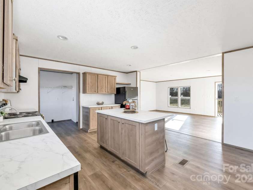 525 Mt. Wesley Church Road, Hiddenite, NC 28636.  MLS# CAR4242072, YatesRealty ID 6899. 