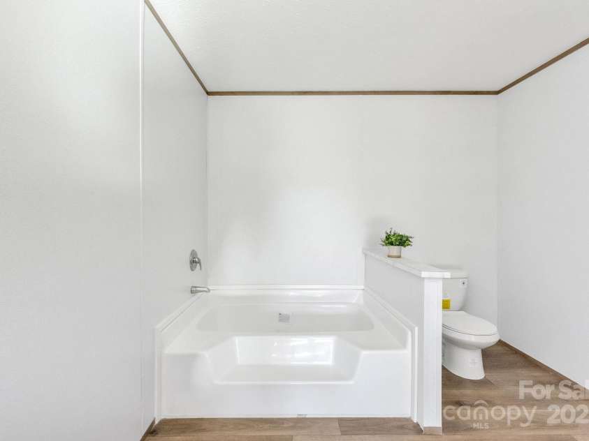 525 Mt. Wesley Church Road, Hiddenite, NC 28636.  MLS# CAR4242072, YatesRealty ID 6899. 