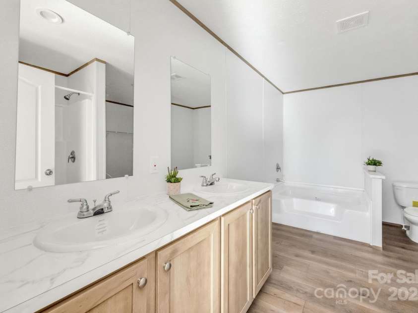 525 Mt. Wesley Church Road, Hiddenite, NC 28636.  MLS# CAR4242072, YatesRealty ID 6899. 